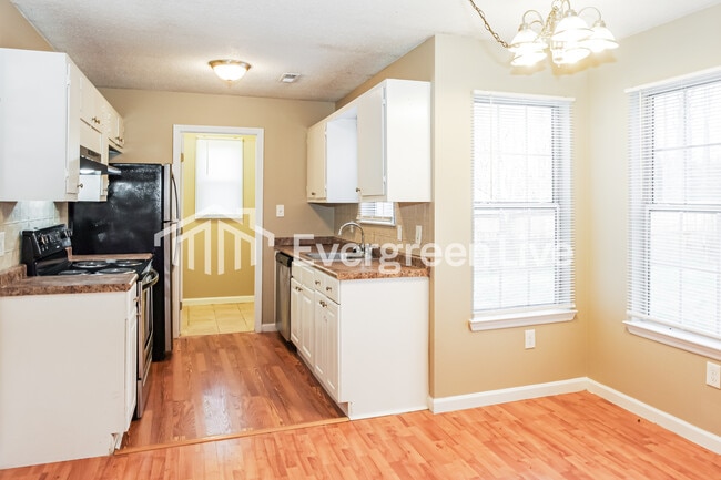 Photo - 369 Buffalo Creek Dr