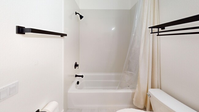 Photo - Newly Constructed Modern 3BR Kerry Ranch Home with Private Yard & Solar