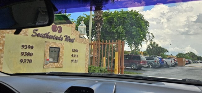 Building Photo - 9321 SW 4th St Unit 109