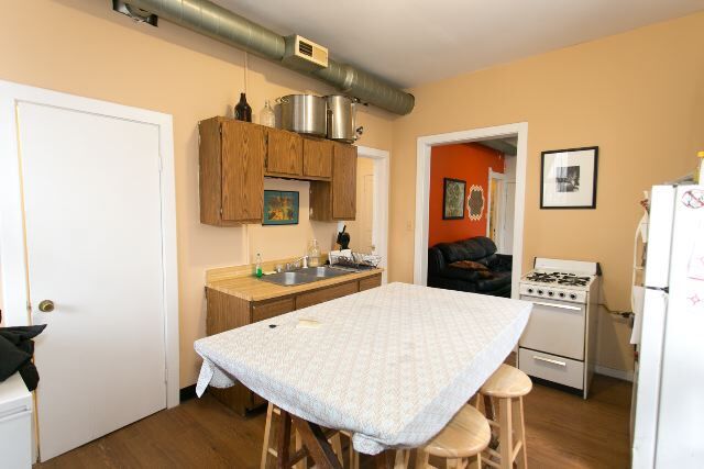 Photo - 1222 N Maplewood Ave Unit J05P