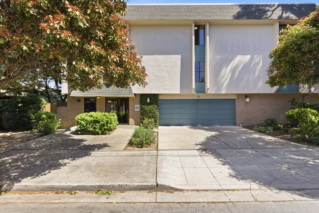 Building Photo - 19 Claremont Ave Unit 5