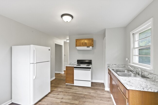 Photo - 1004 S Mabel St