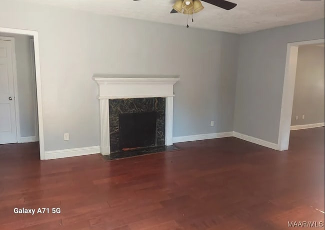 Photo - 114 Stuart St