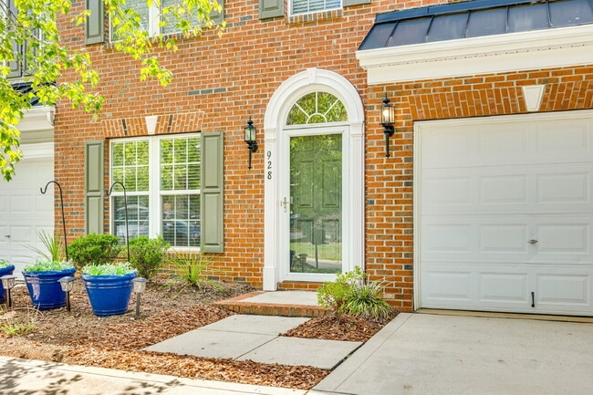 Building Photo - 928 Kite Dr