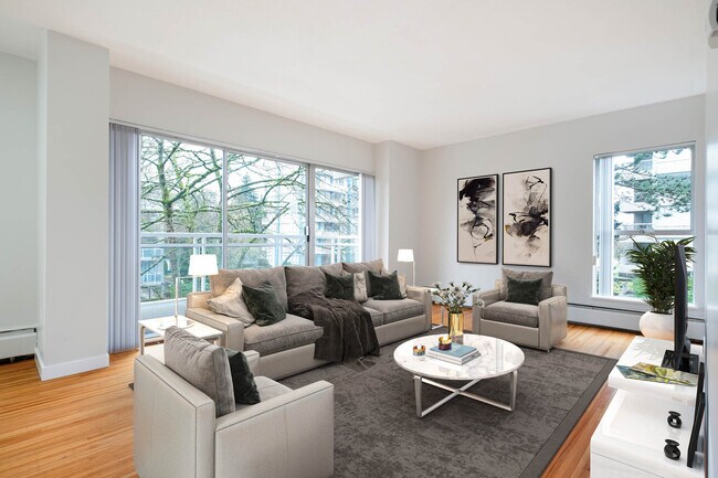 Photo - Bellevue Towers