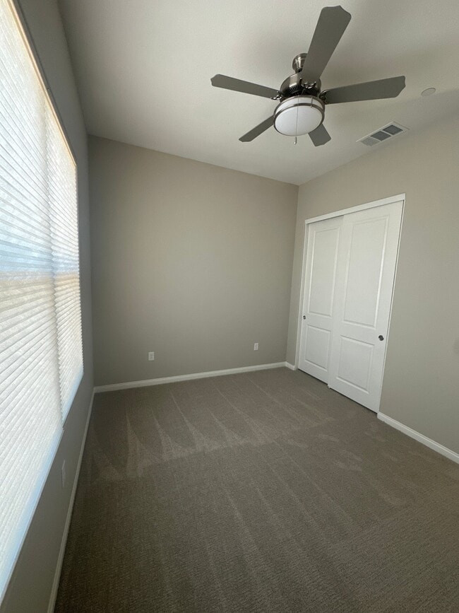 Building Photo - 881 Cottonwood Hl Pl