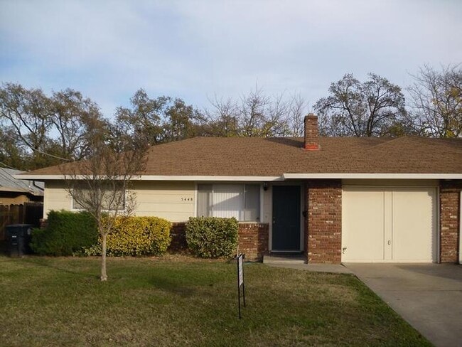 Charming 2-Bedroom Duplex for Rent in Citr... - Charming 2-Bedroom Duplex for Rent in Citr... Casa