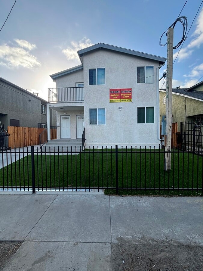 Photo - 4327 Honduras St