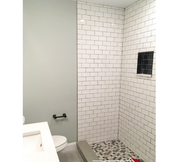 Photo - 5 Millmont St Unit 3