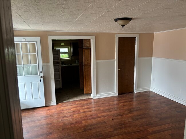 Photo - 61 Steele St Unit 2 bedroom apartment