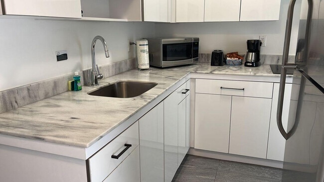 Photo - 6495 Indian Creek Dr Unidad ID1267235P