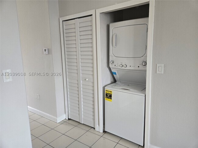 Photo - 2460 SE 16th Terrace Unit 200