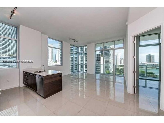 Photo - 500 Brickell Ave