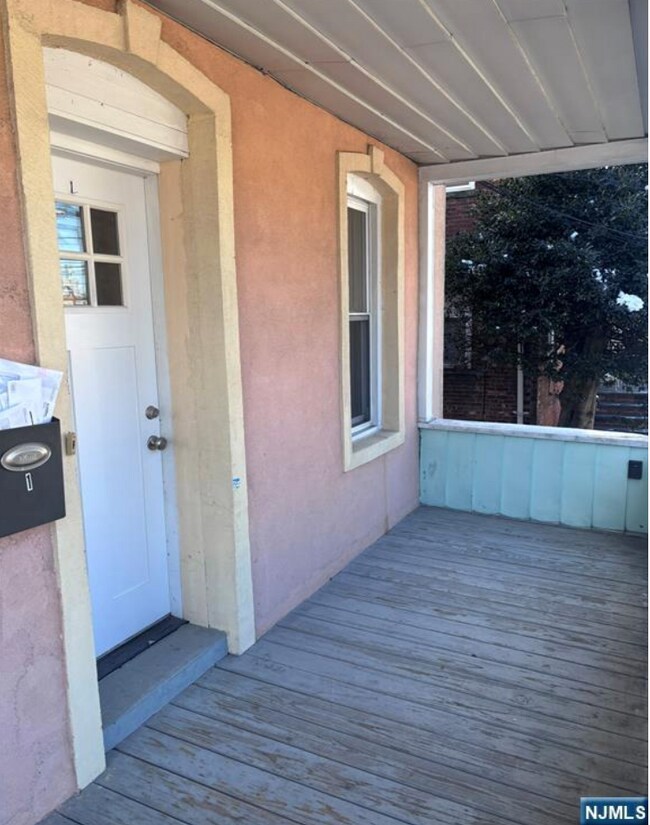 Photo - 467 Washington Ave Unit 1