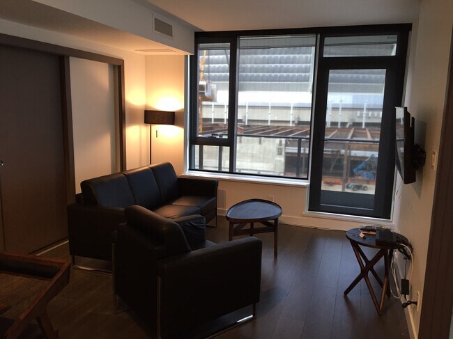 Photo - 38 Smithe St