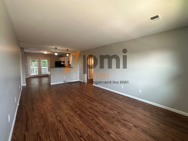 Photo - 5831 Creekview Ct W Unit 4