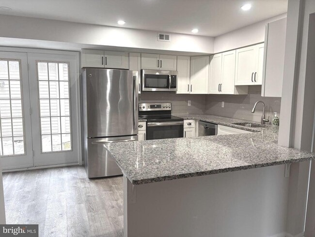 Building Photo - 1505 Potters Pl