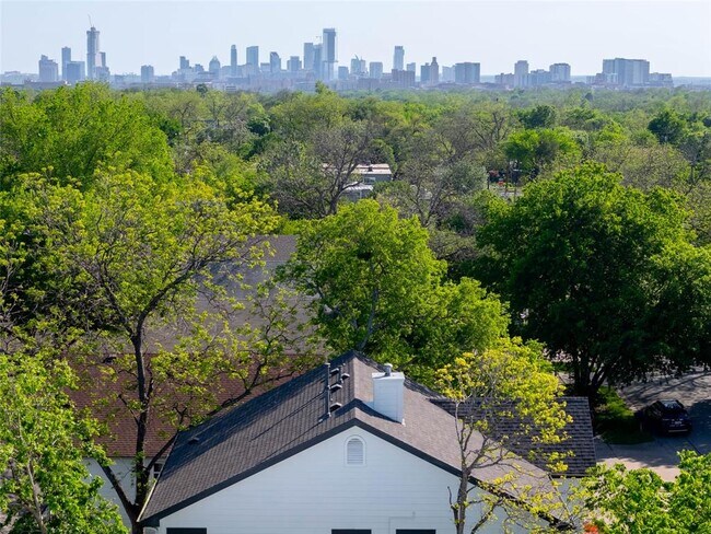 Photo - 5209 Evans Ave