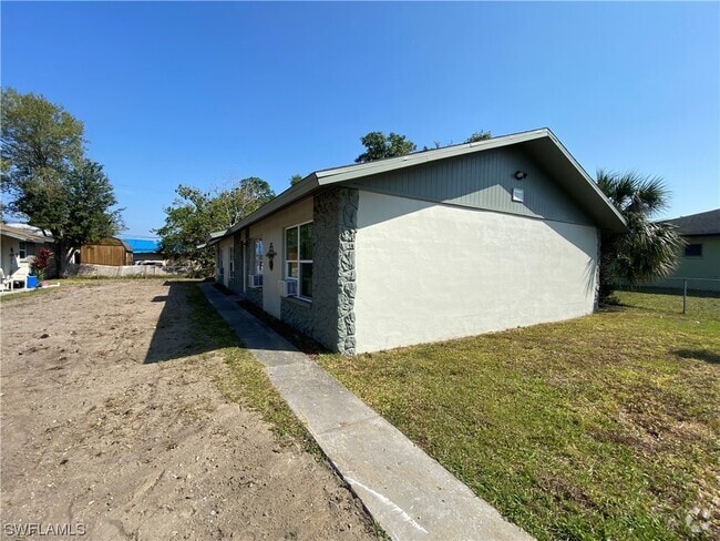 Building Photo - 3217 Jeffcott St Rental