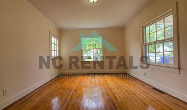 Photo - 1313 Holman St