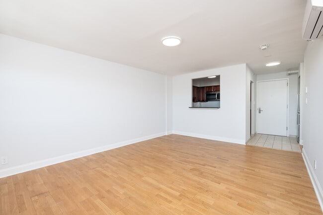 Photo - 1410 Columbia Rd Unit 17H