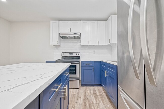 Photo - 5609 Denmark St Unidad B