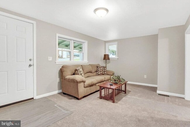 Photo - 3-bedroom Cape Cod in Susquehanna District