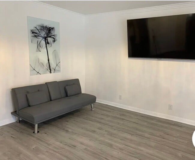 Photo - 1016 Bracken Ave Unit 1016 Bracken Ave (2)