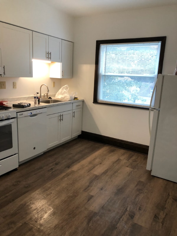 Photo - 512 Carolyn Ave