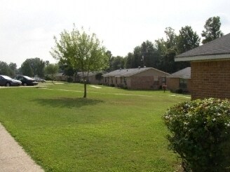 Photo - Desoto Estates Apartments
