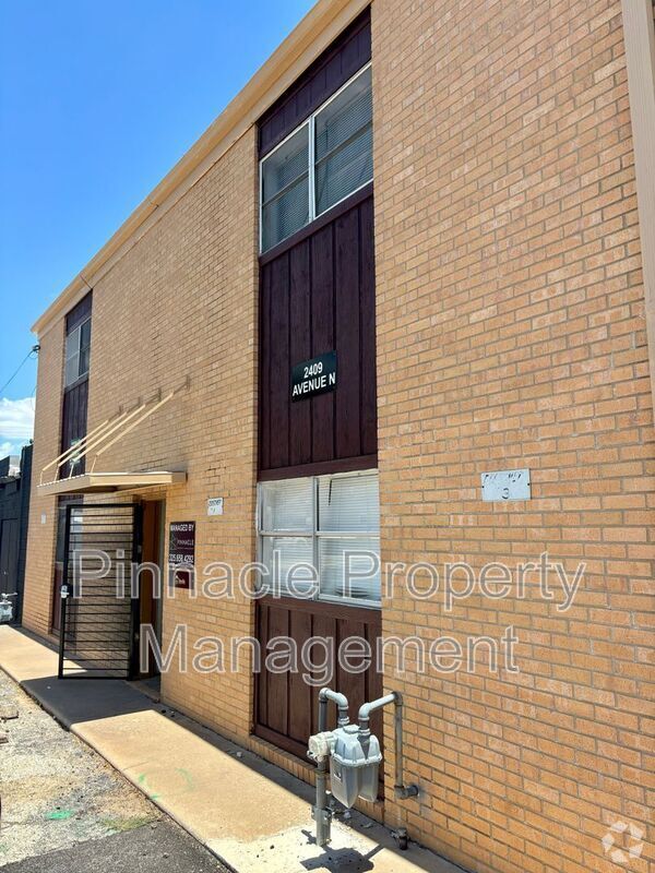 Building Photo - 2409 W Avenue N Unit 2 Rental