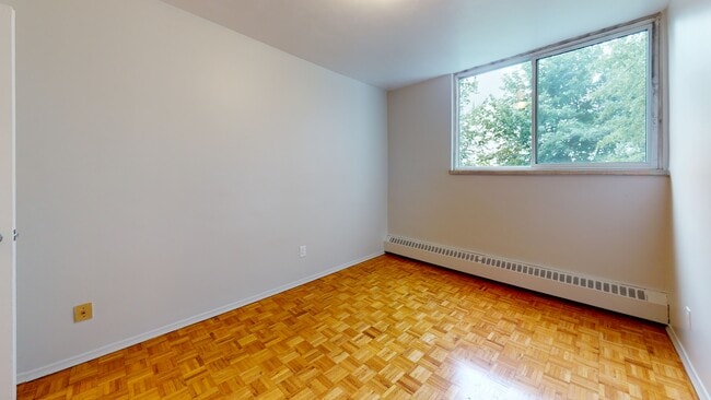 Photo - 40 Mcgee Ave