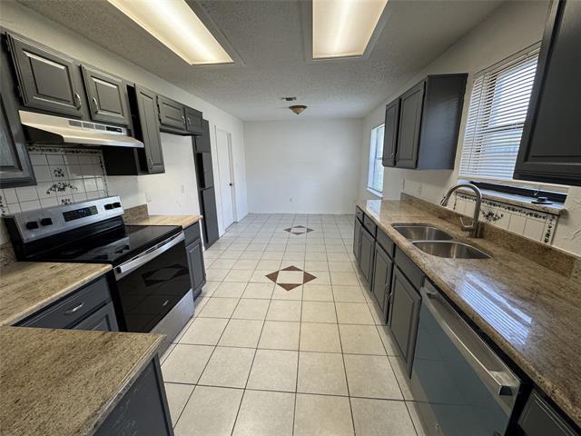 Photo - 2122 Rainwood Ct