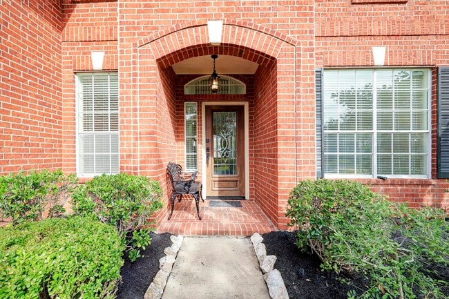 Photo - 4615 Russett Ln