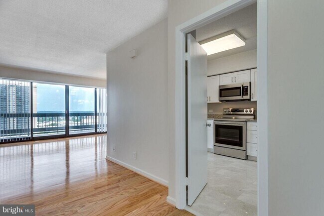 Photo - 5505 Seminary Rd Unit 1407N