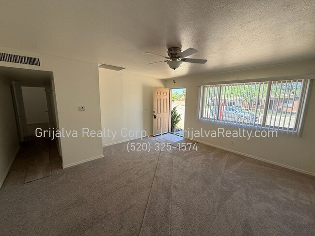 Photo - 6850 E Lurlene Dr