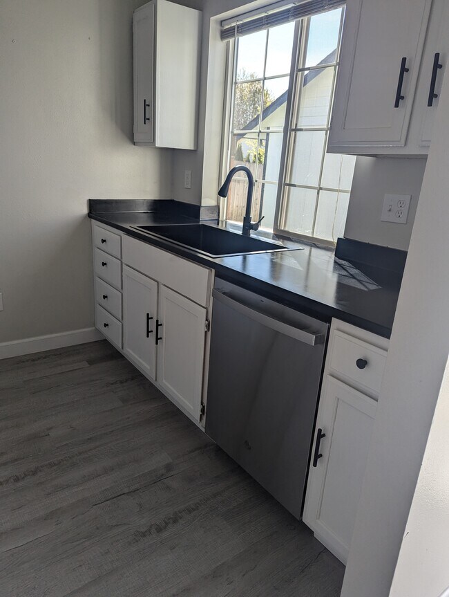 Photo - 15651 179th Ave SE Townhome