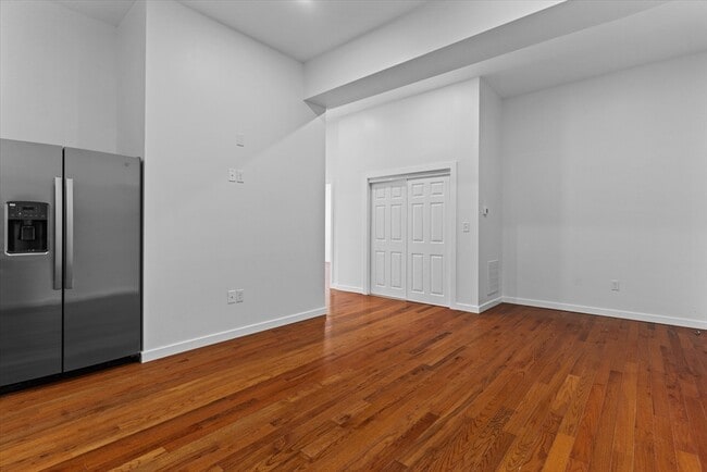 Photo - 280 Essex St Unit 304