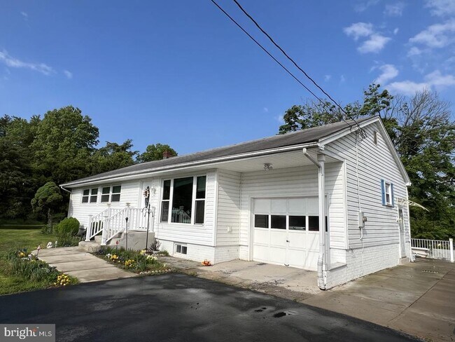 Photo - 7108 Ordway Rd