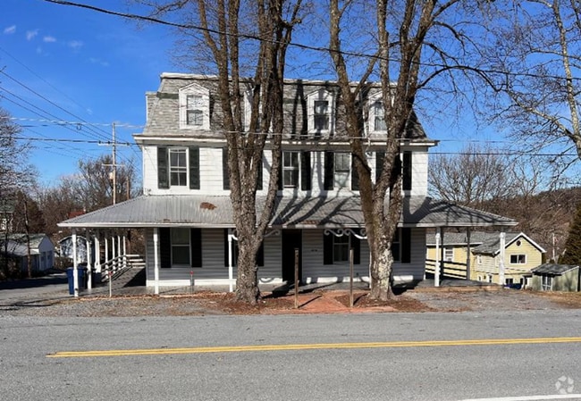 Building Photo - 4710 Schley Ave Rental