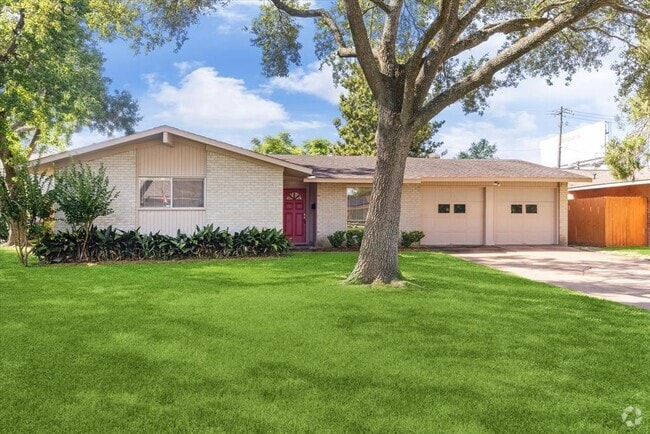Building Photo - 9547 Beverly Hill St Rental