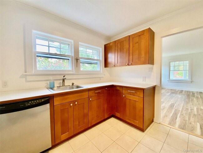 Photo - 2835 Harbor Ln