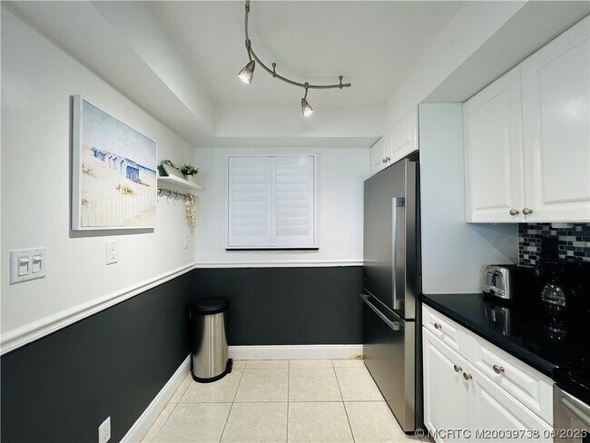 9490 S Ocean Dr Unit 213