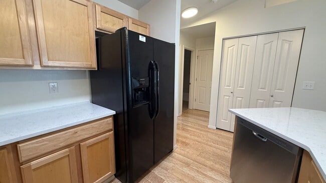 Photo - 3 Bed / 2 Bath / 2 Car Garage Townhouse in Eagle River has views for days!!