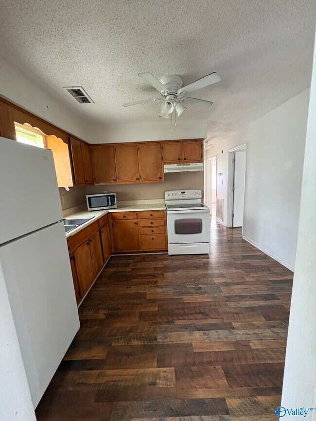 Photo - 21045 Myrtlewood Dr
