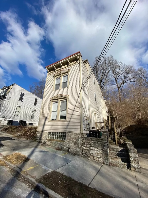 Photo - 2226 Ravine St