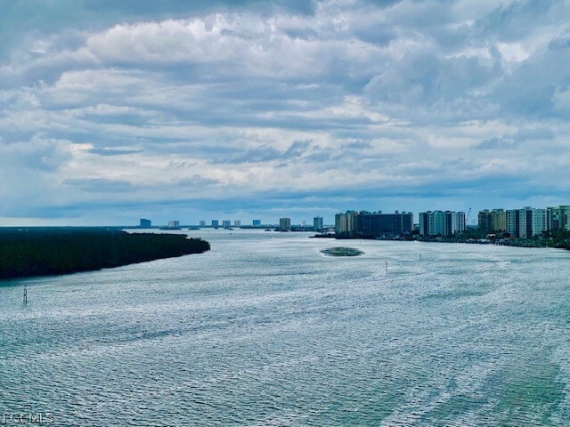 Building Photo - 400 Lenell Rd Unit 702