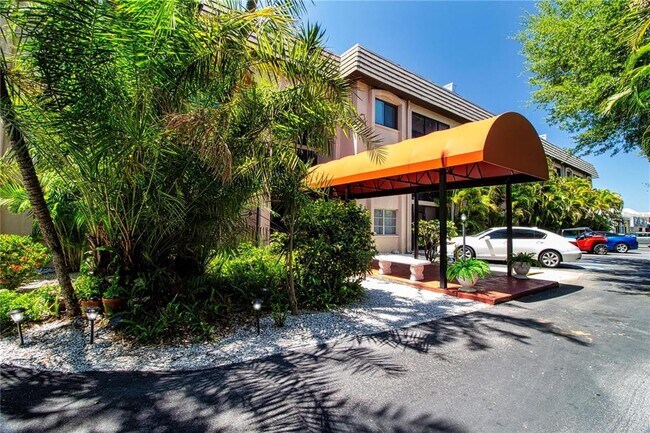 3700 S Osprey Ave Unidad 216