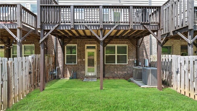 Photo - 2137 Old Georgian Terrace