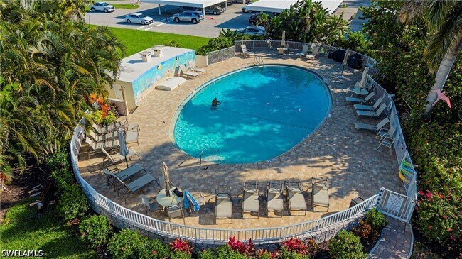 5 Bluebill Ave Unit 104